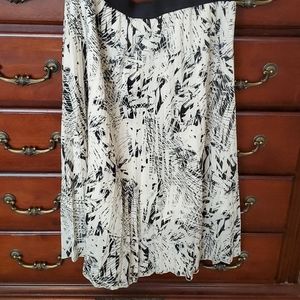 Robert Rodriguez Cream/‎ Black Pleated Skirt- lined